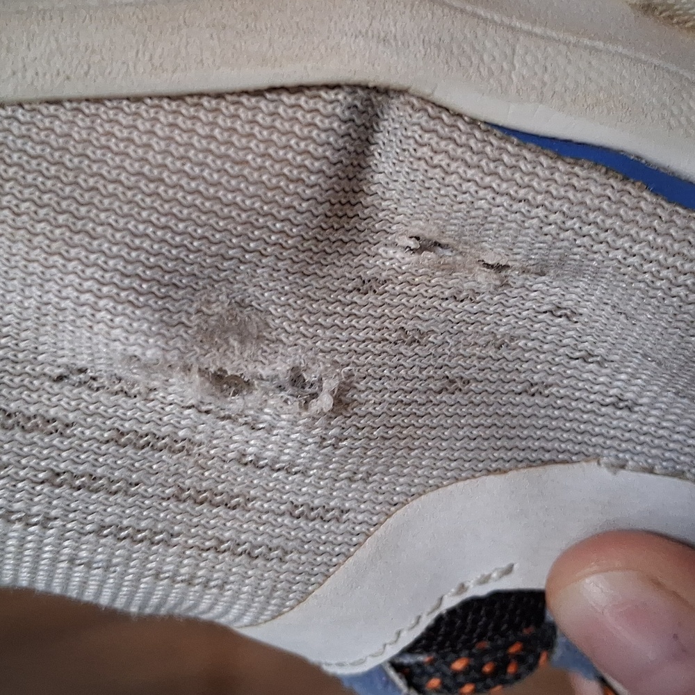 Stylish Mens/Womens Sneakers in Blue and Orange - Picture 6 of 9